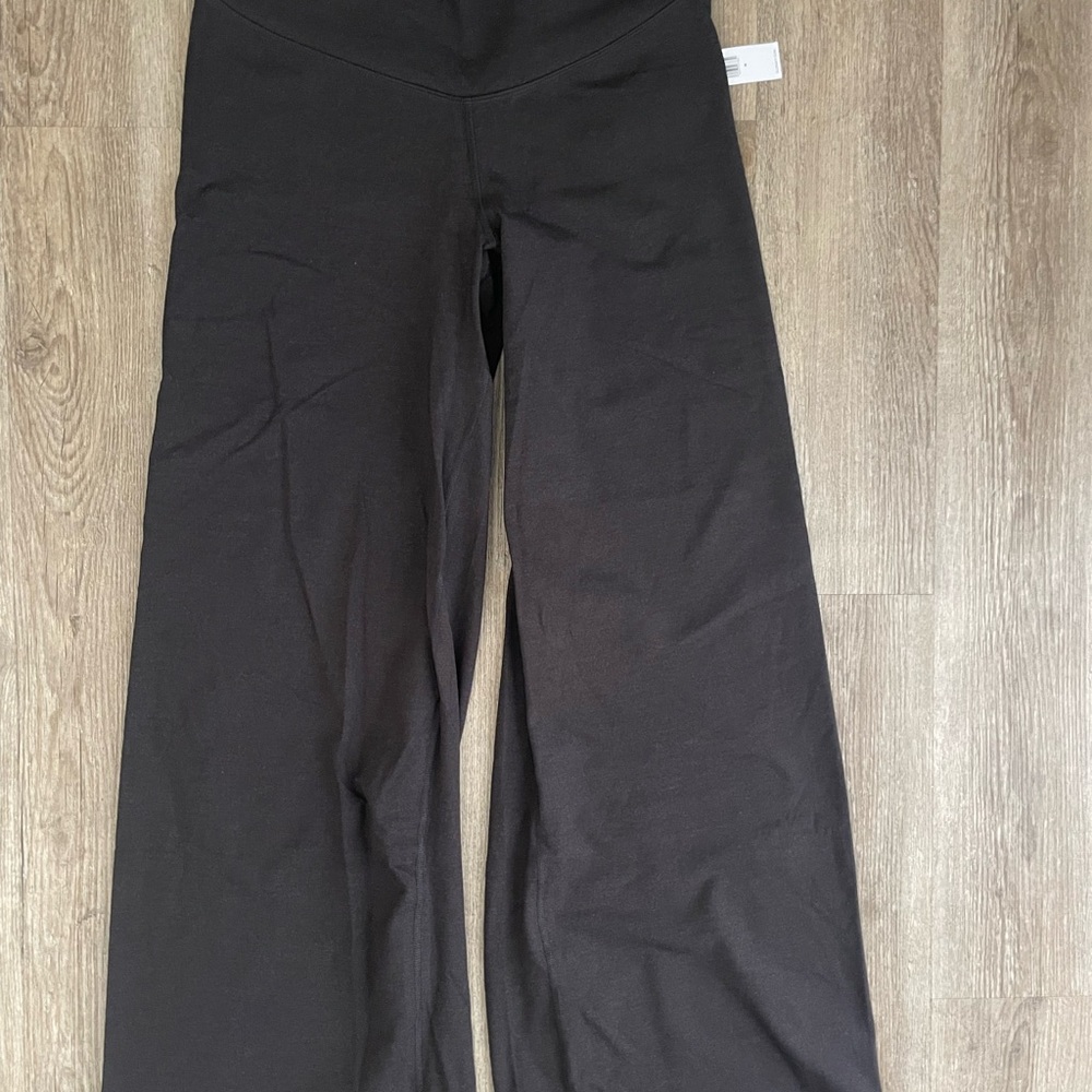 Old Navy Black Extra High-Rise Powerchill Wide-Leg Pants size medium